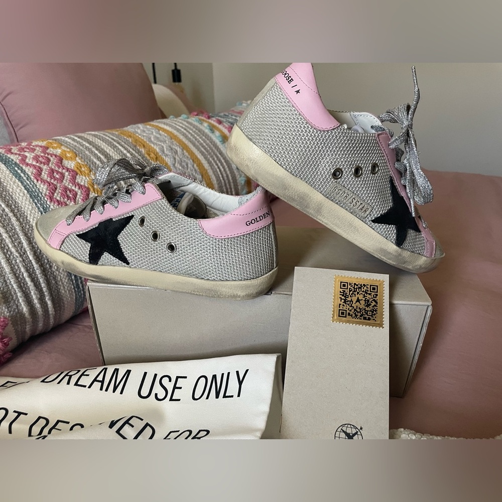 Golden goose superstar, pink and silver mesh!